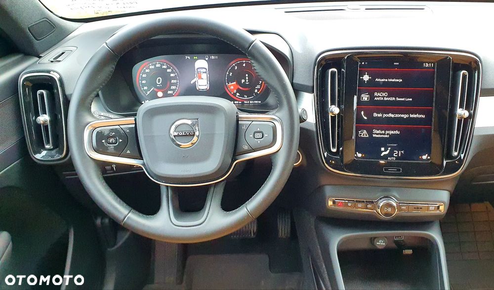 Volvo XC 40 T3 Momentum Pro - 10