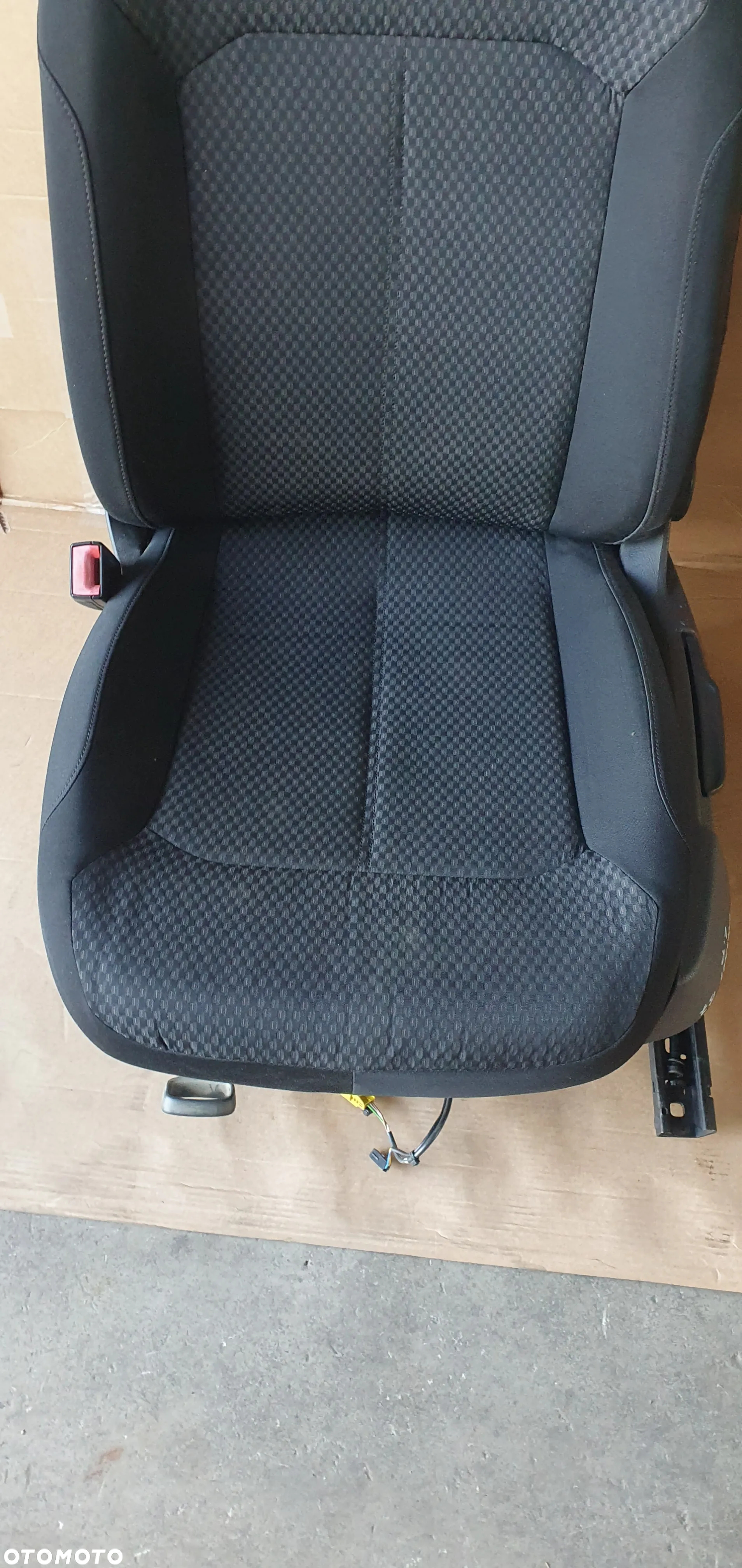 Fotel kierowcy lewy przód przedni VW Passat B7 - 6