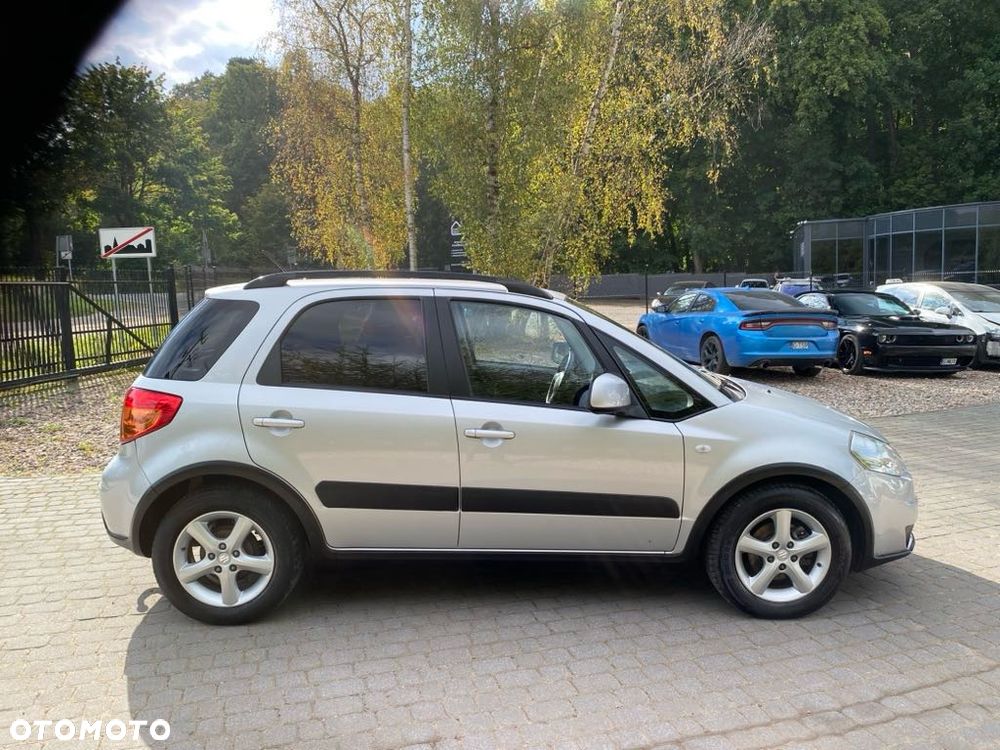 Suzuki SX4 1.6 GS / Premium - 15