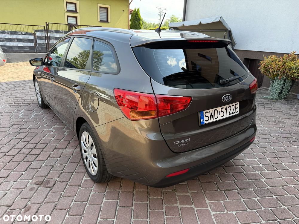 Kia Ceed 1.4 CVVT Spirit - 5