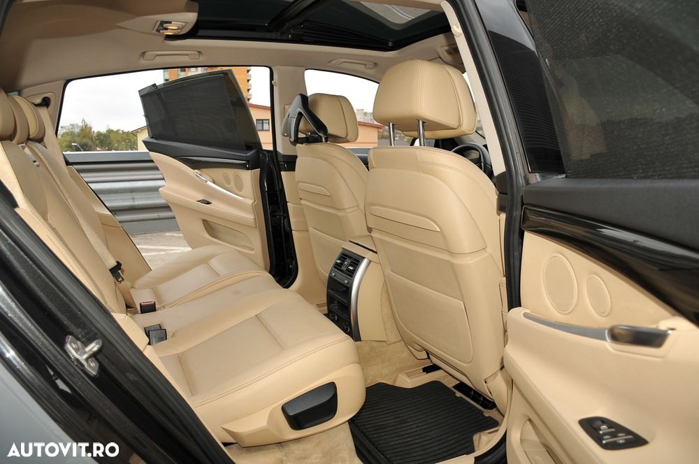 BMW Seria 5 530d xDrive Touring - 4