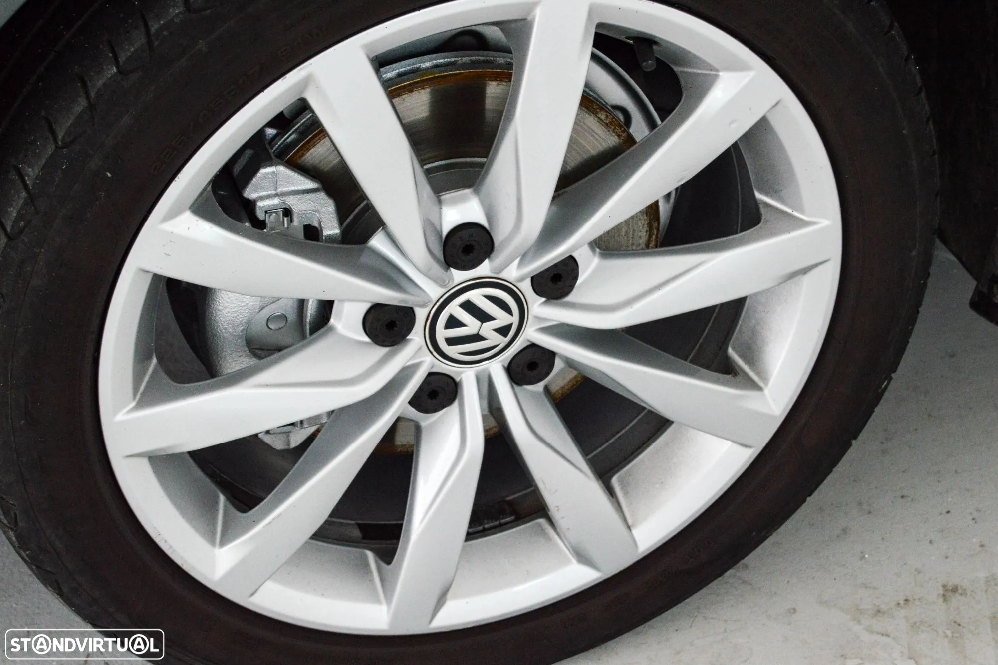 VW Golf Variant 2.0 TDi Highline DSG - 23