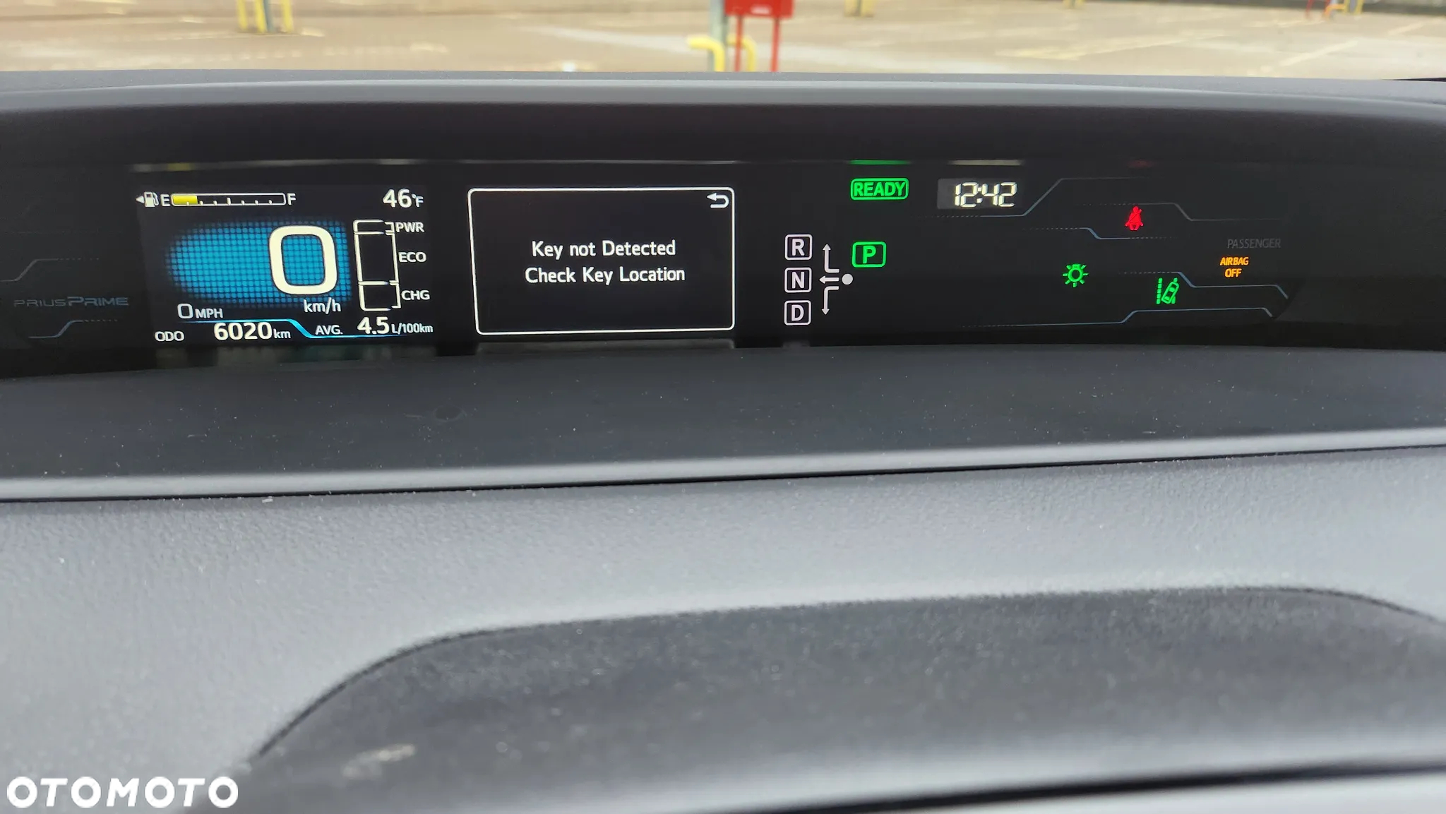 Toyota Prius Plug-in Hybrid - 23