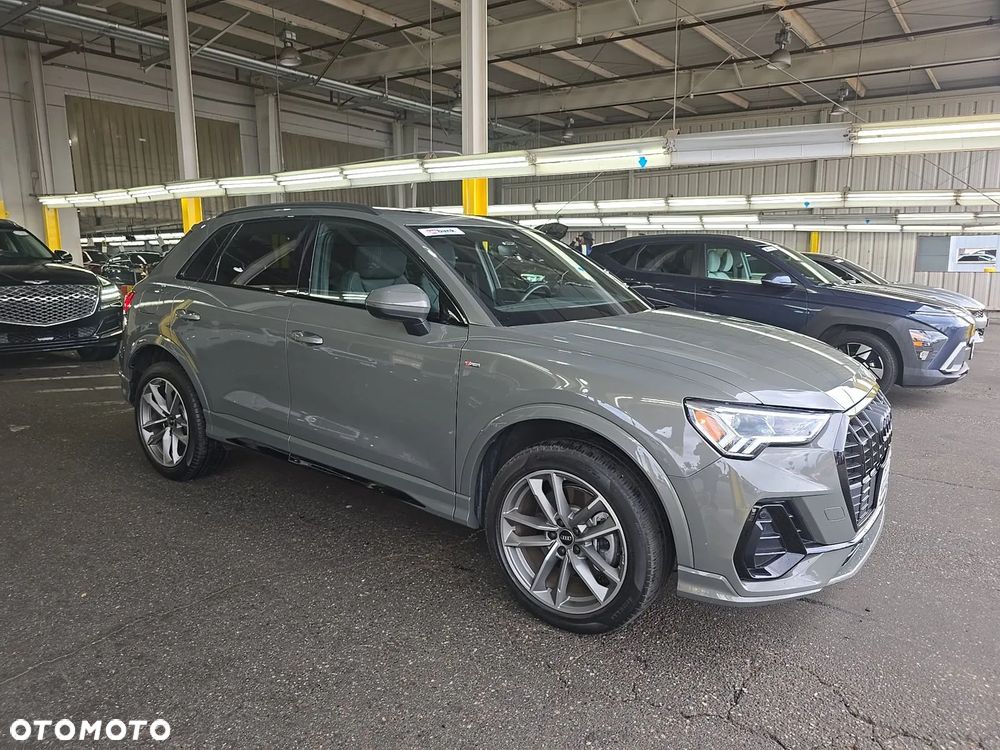 Audi Q3 45 TFSI Quattro S tronic S line - 3