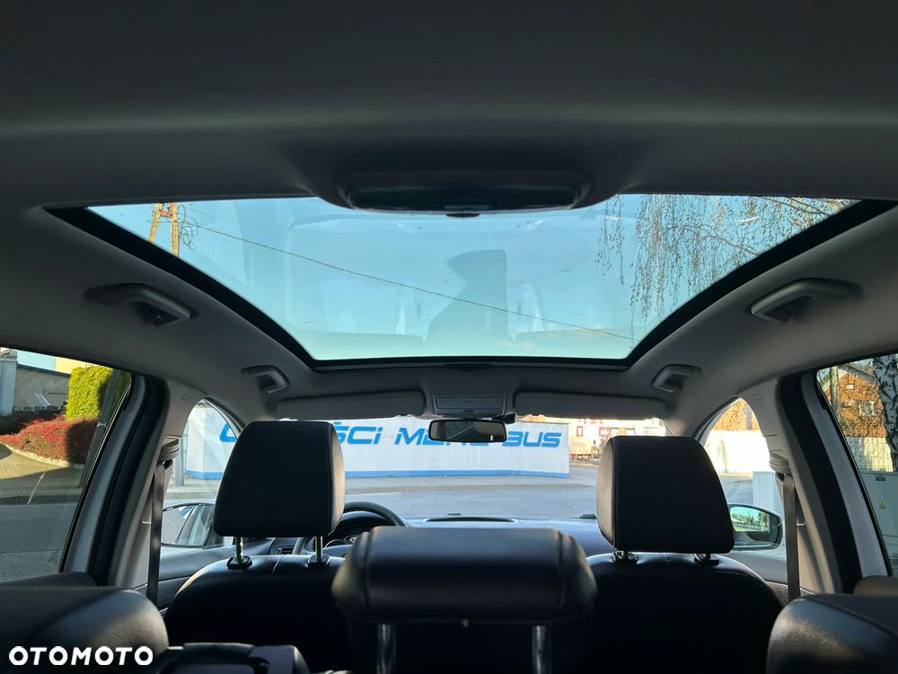 Ford Kuga 2.0 TDCi 4x4 Titanium - 21