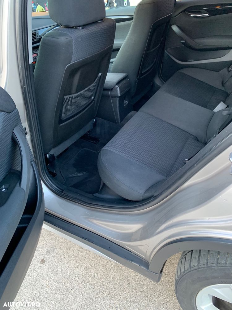 BMW X1 xDrive20d - 10