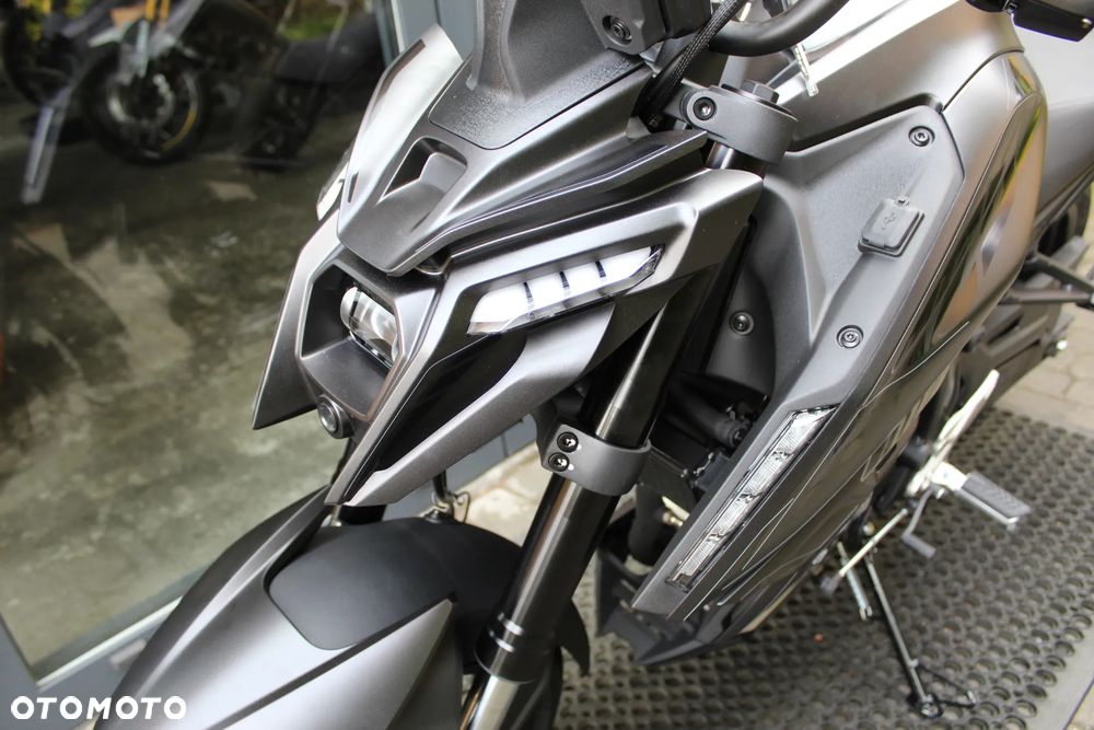 VOGE R125 - 10