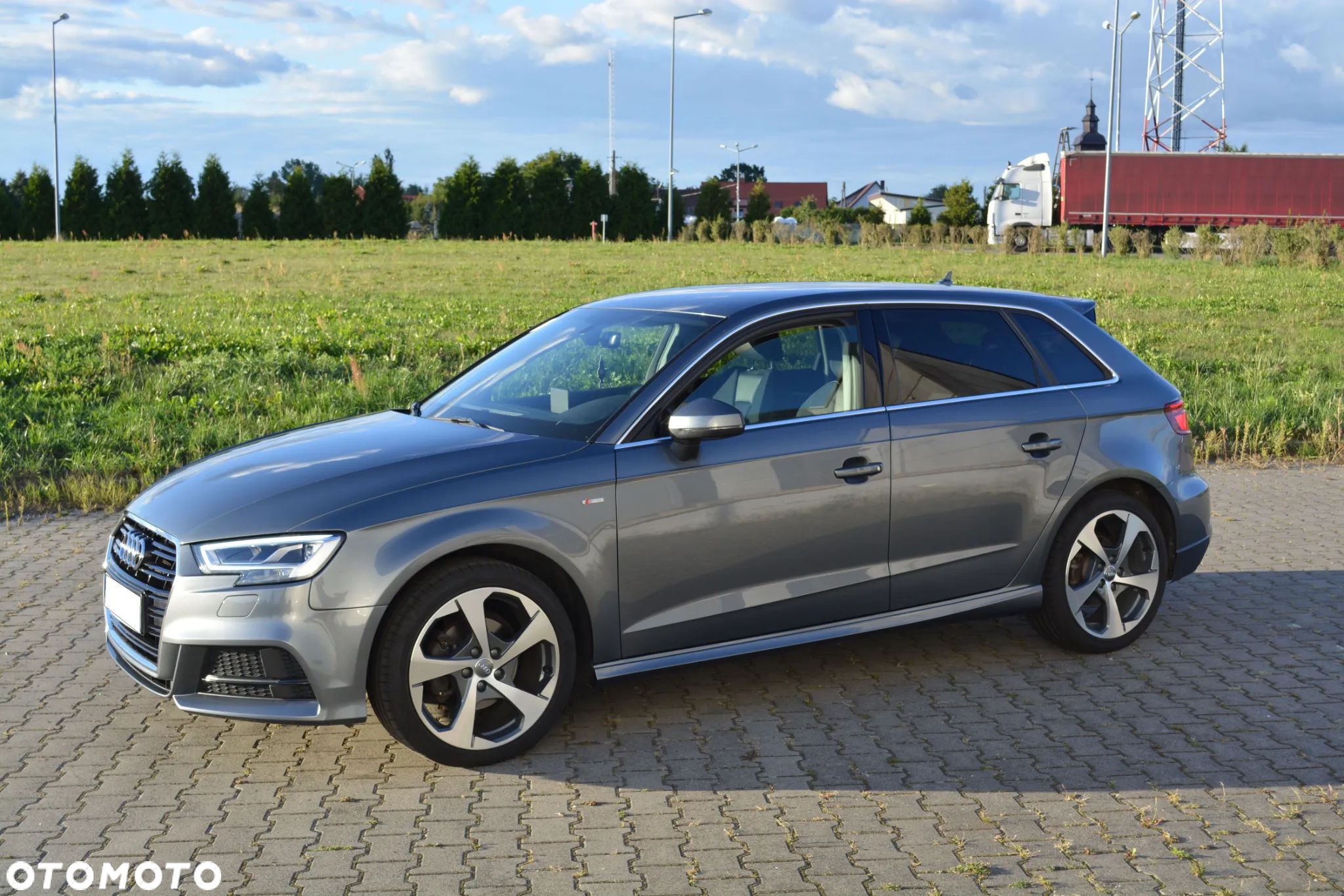 Audi A3 2.0 TDI Sportback S tronic S line Sportpaket - 1
