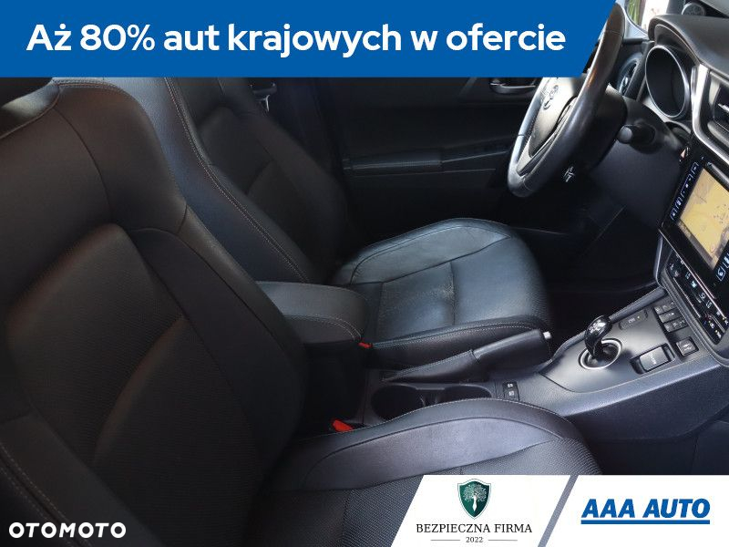 Toyota Auris - 10