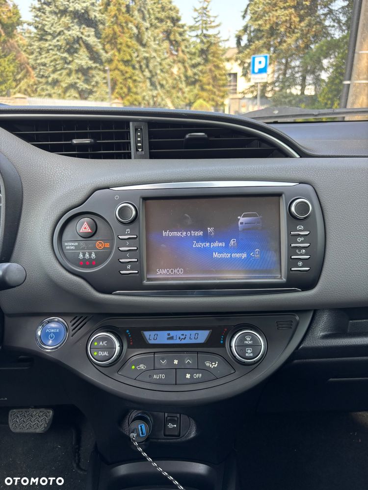 Toyota Yaris 1.5 VVT-i - 13
