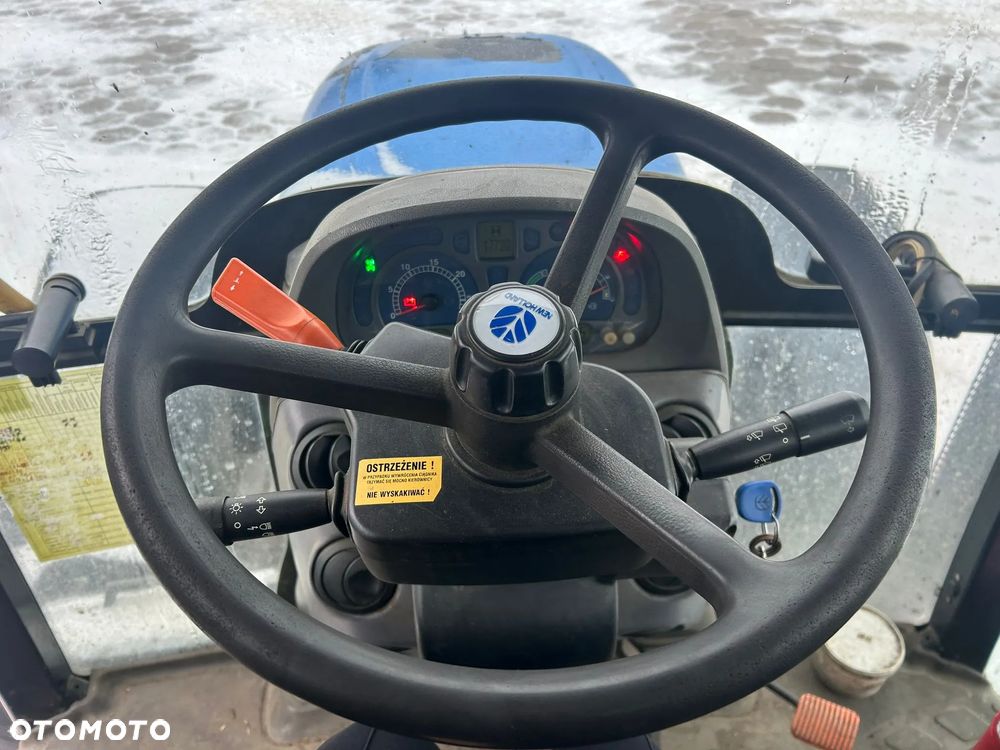New Holland TS135A - 5