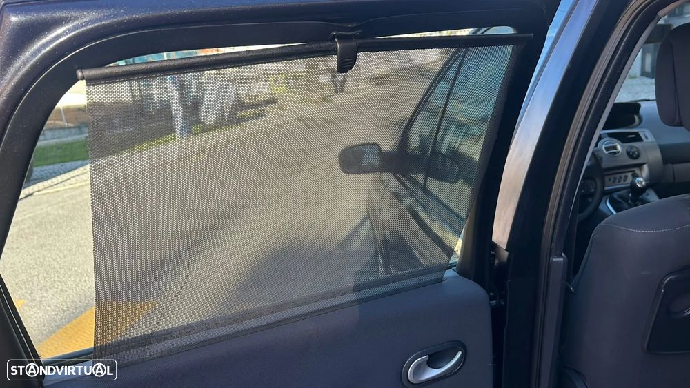 Renault Scénic 1.5 dCi Dynamique S - 16