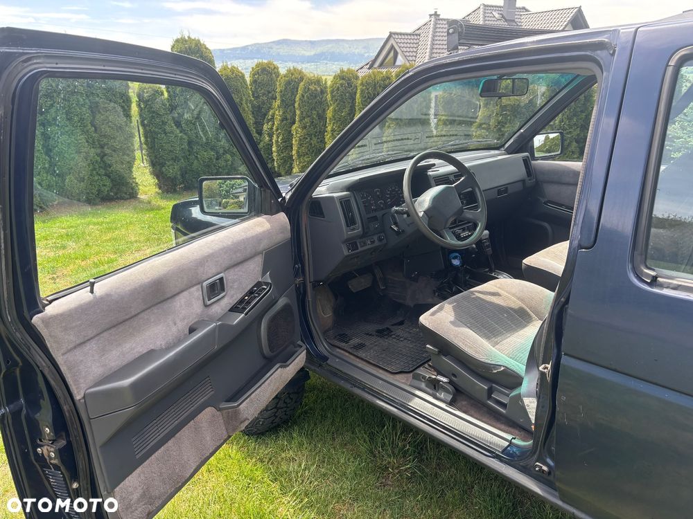 Nissan Terrano - 13