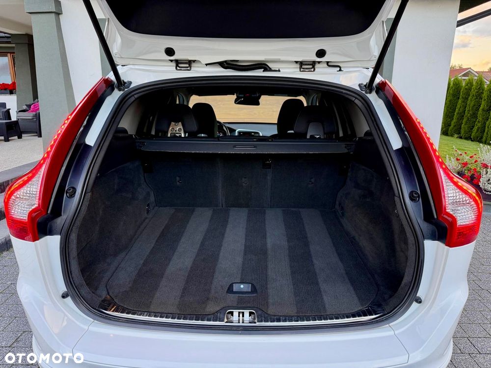 Volvo XC 60 D4 Summum - 16