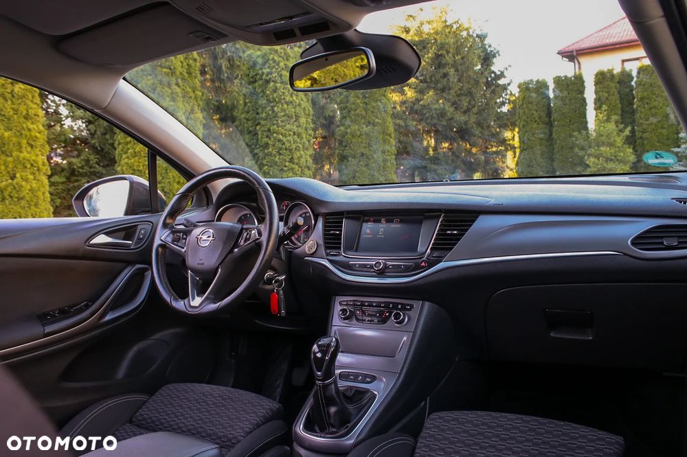 Opel Astra 1.4 Turbo Active - 36