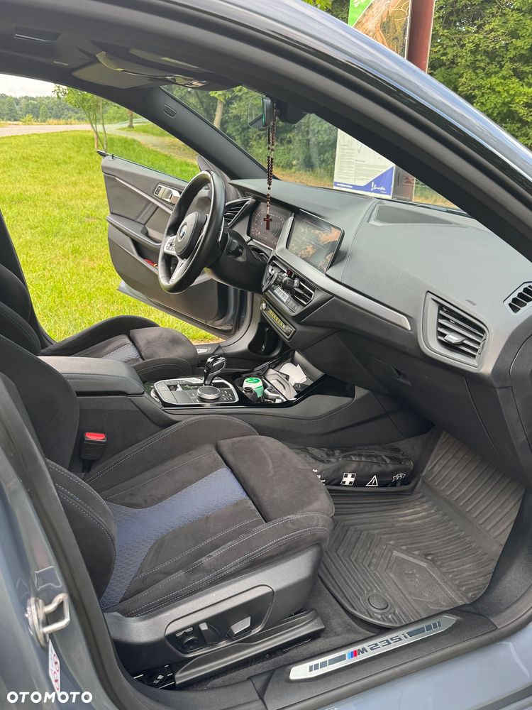 BMW Seria 2 M235i xDrive ColorVision Edition - 11