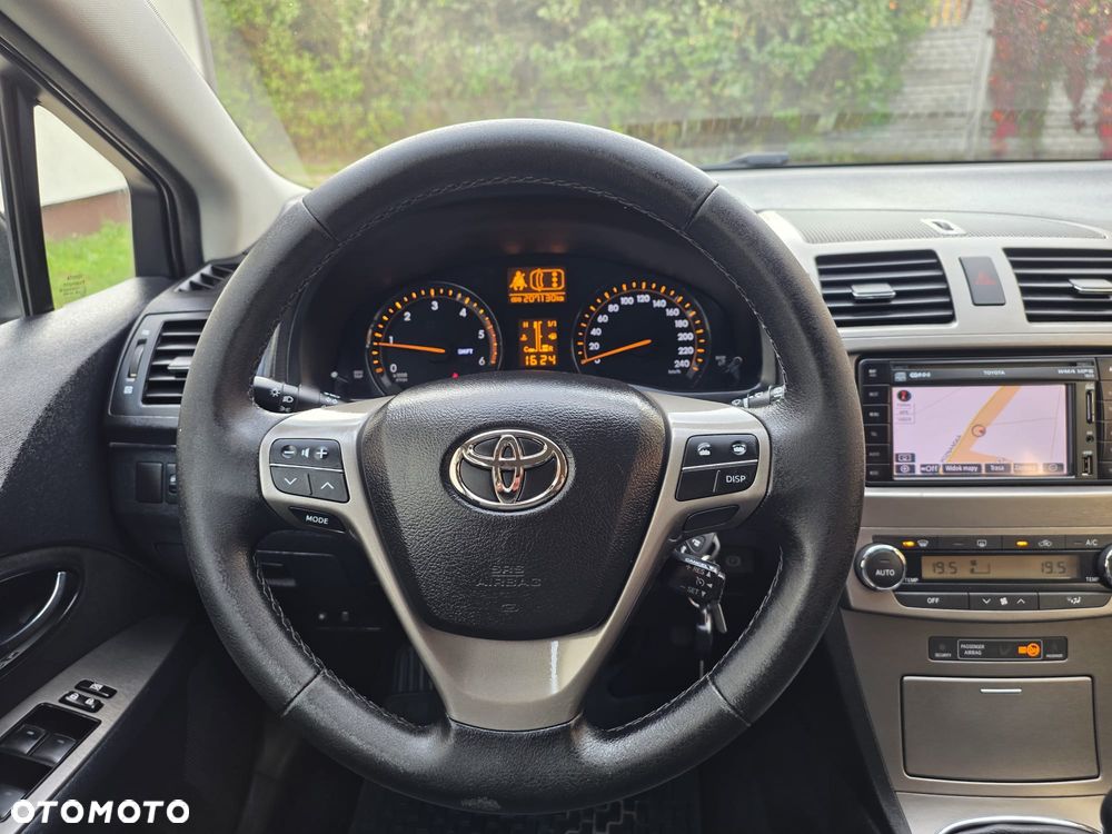 Toyota Avensis 2.0 D-4D Sol Premium - 16