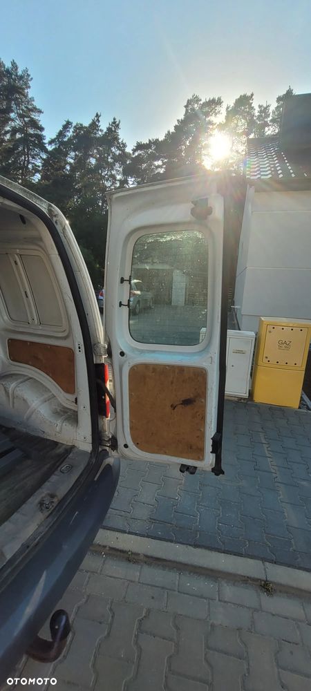 Volkswagen Caddy - 22