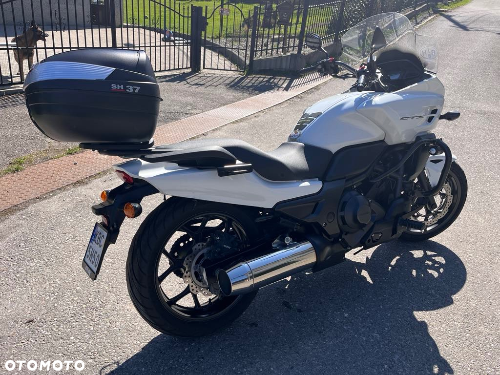 Honda CTX - 7