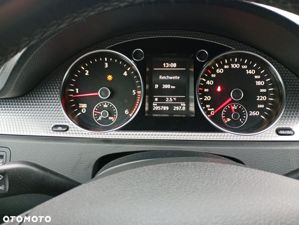 Volkswagen Passat 2.0 TDI 4Motion Highline - 23