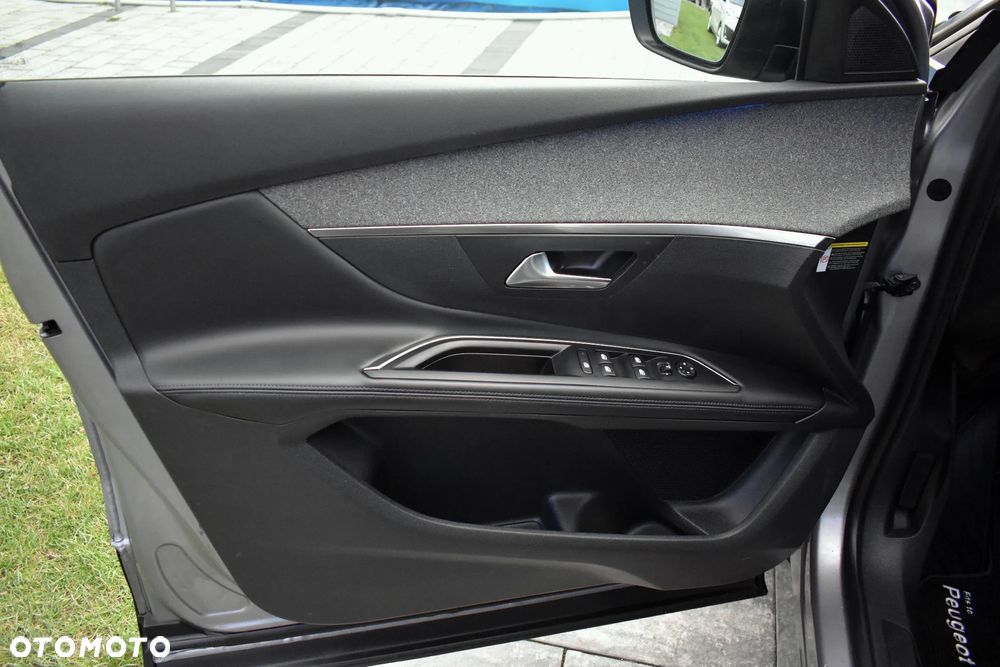 Peugeot 5008 BlueHDi 130 Allure Pack - 21