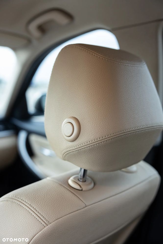 BMW Seria 3 320d Advantage - 36