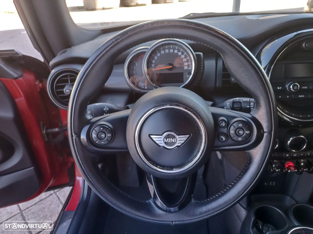 MINI 3 Portas Cooper D - 16