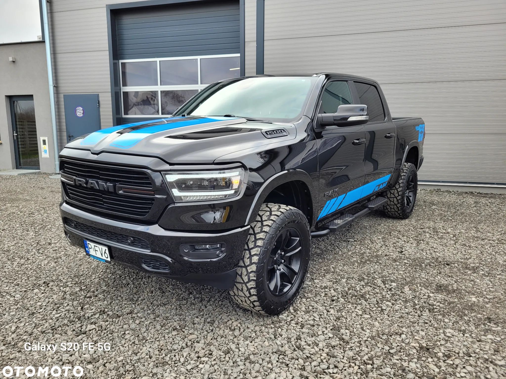 RAM 1500 Crew Cab Shortbed Bighorn