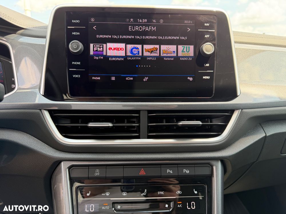 Volkswagen T-Roc 1.5 TSI DSG Style - 16