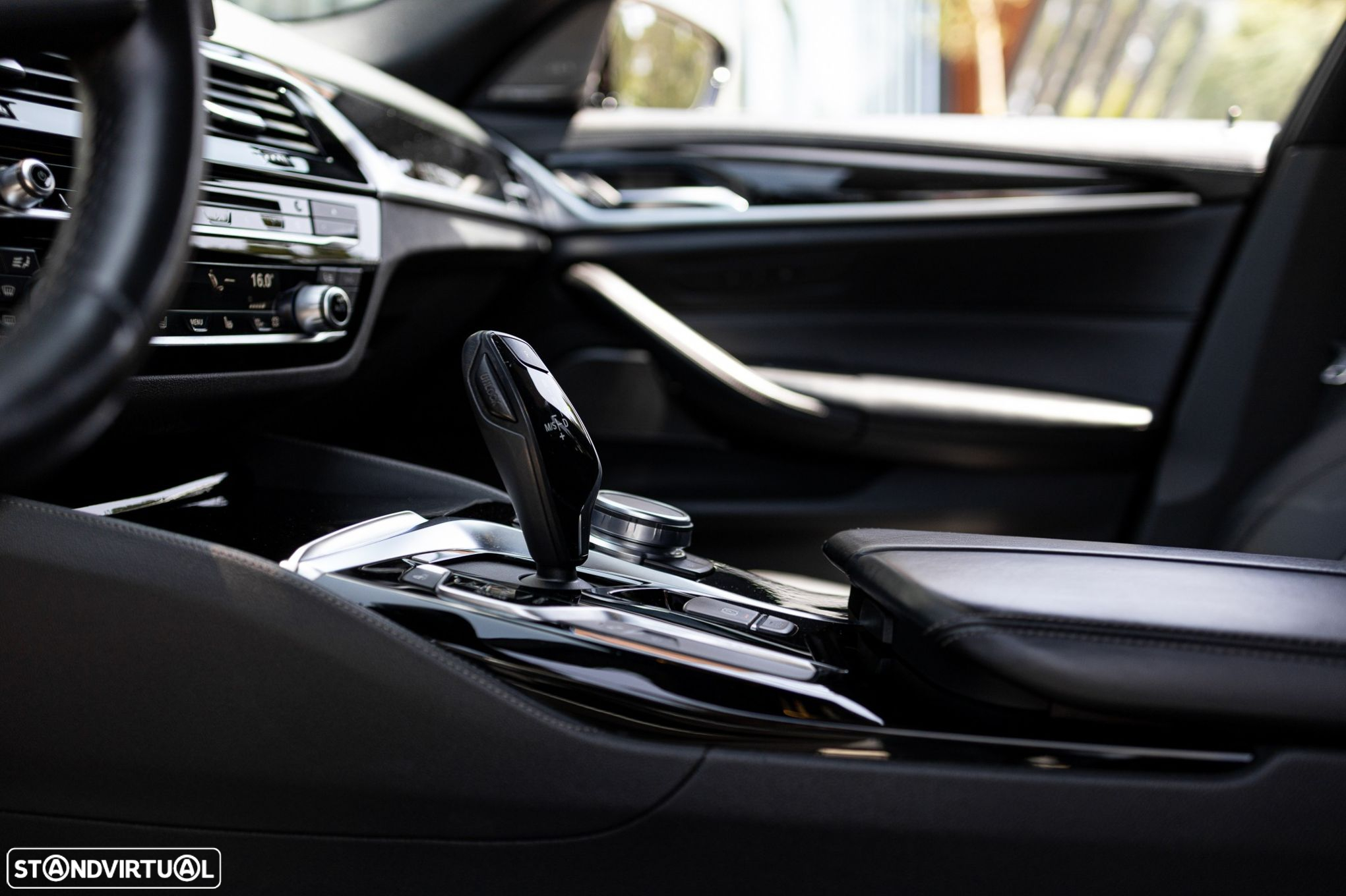 BMW 540 d xDrive Pack M Auto - 46