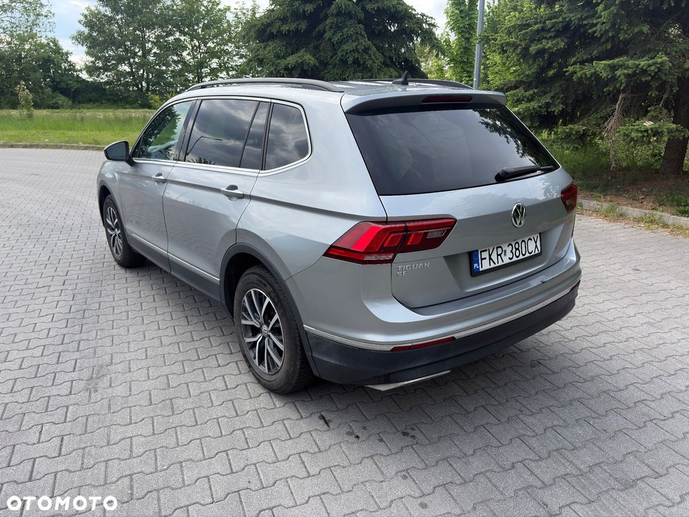 Volkswagen Tiguan - 9