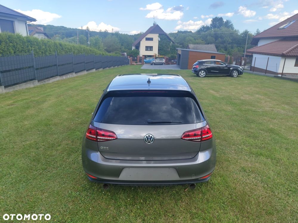 Volkswagen Golf GTI BlueMotion Technology DSG - 21