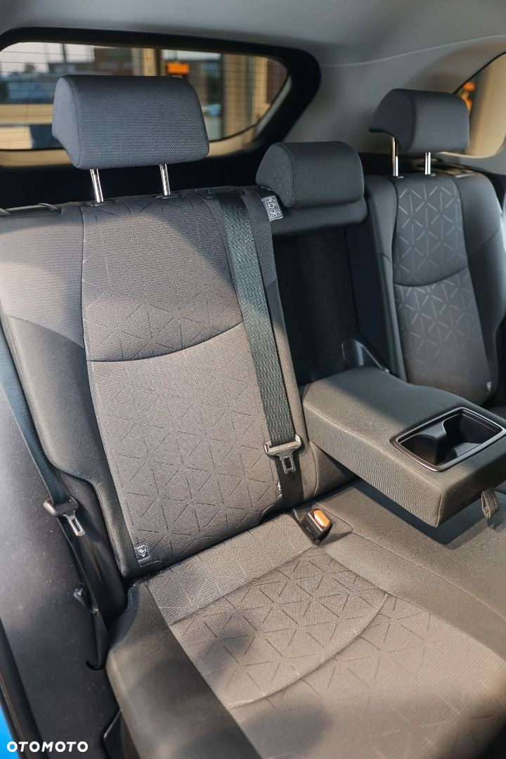 Toyota RAV4 - 18