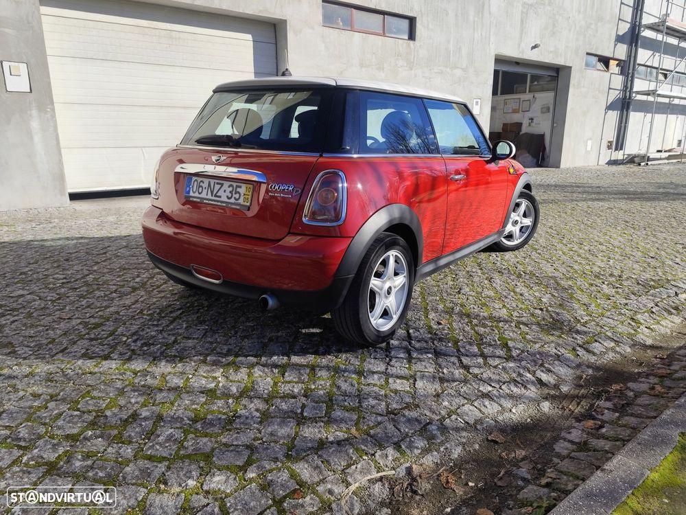 MINI 3 Portas Cooper D - 9