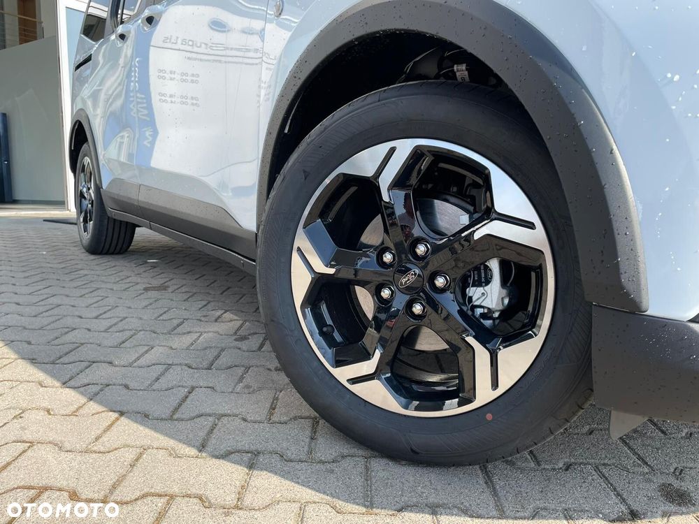 Ford Tourneo Courier - 11