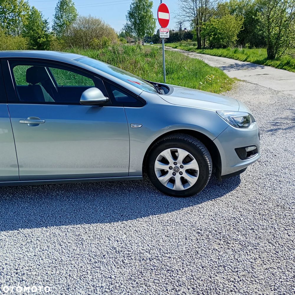 Opel Astra 1.7 CDTI DPF ENERGY - 6