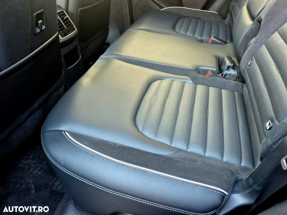 Kia Sportage 1.6 T-GDI HEV 6AT 4x2 GT Line - 12