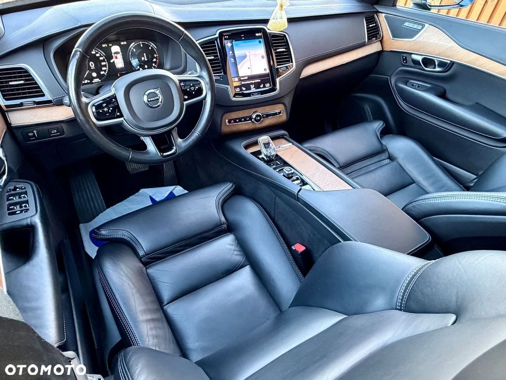 Volvo XC 90 - 19