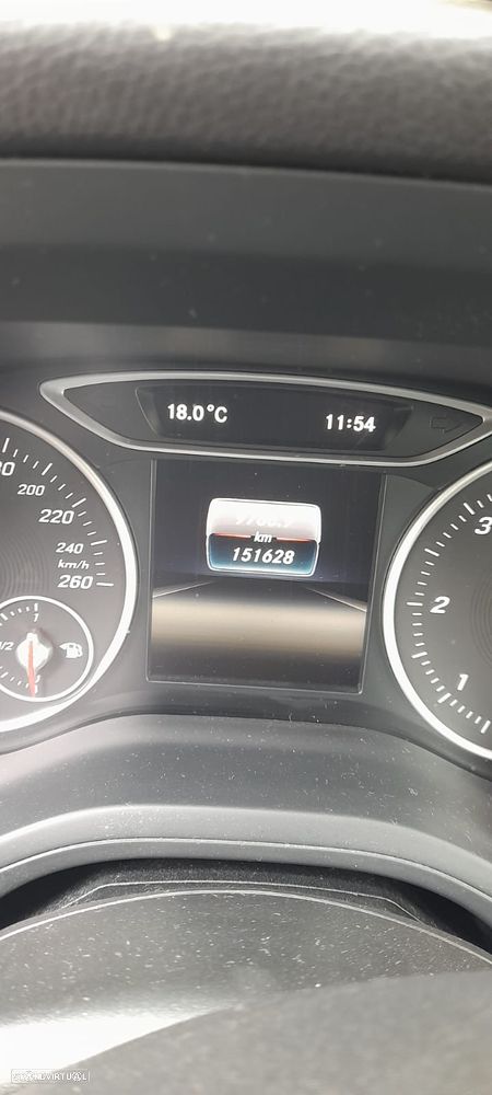 Mercedes-Benz B 180 d Style - 15