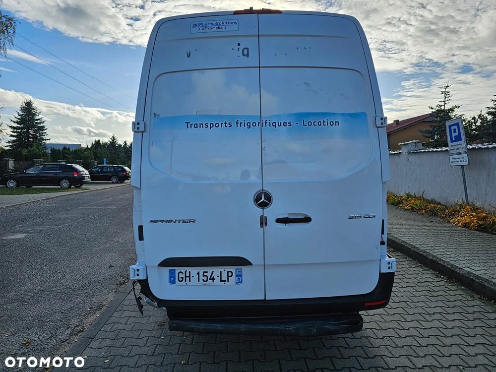Mercedes-Benz Sprinter - 6