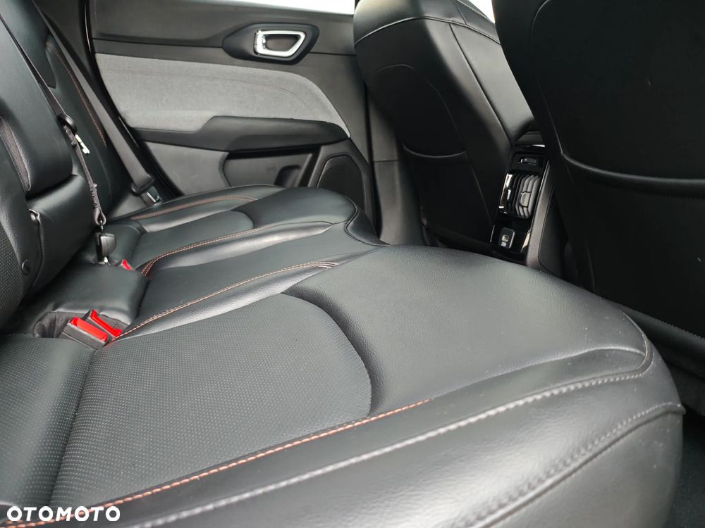 Jeep Compass - 17