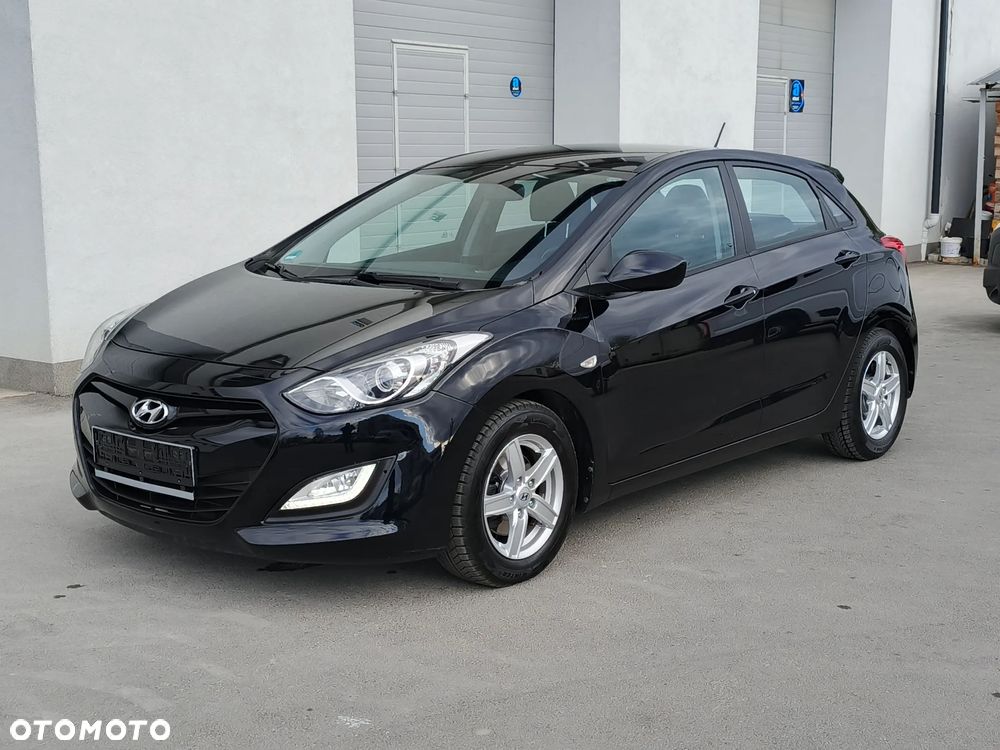 Hyundai i30 i30cw 1.4 Fifa World Cup Edition - 1