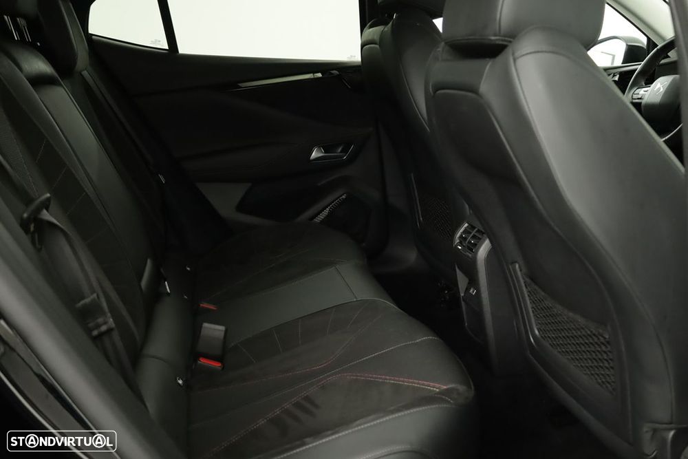 DS DS4 1.2 PureTech Performance Line EAT8 - 21