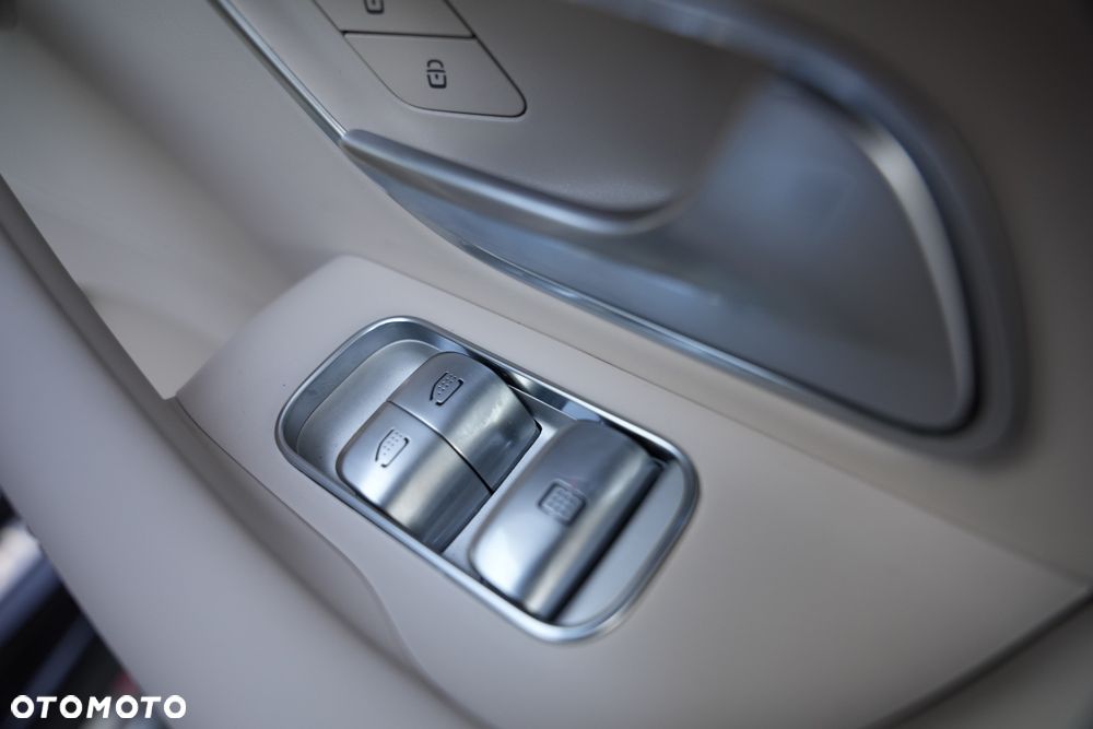 Mercedes-Benz Maybach GLS - 21