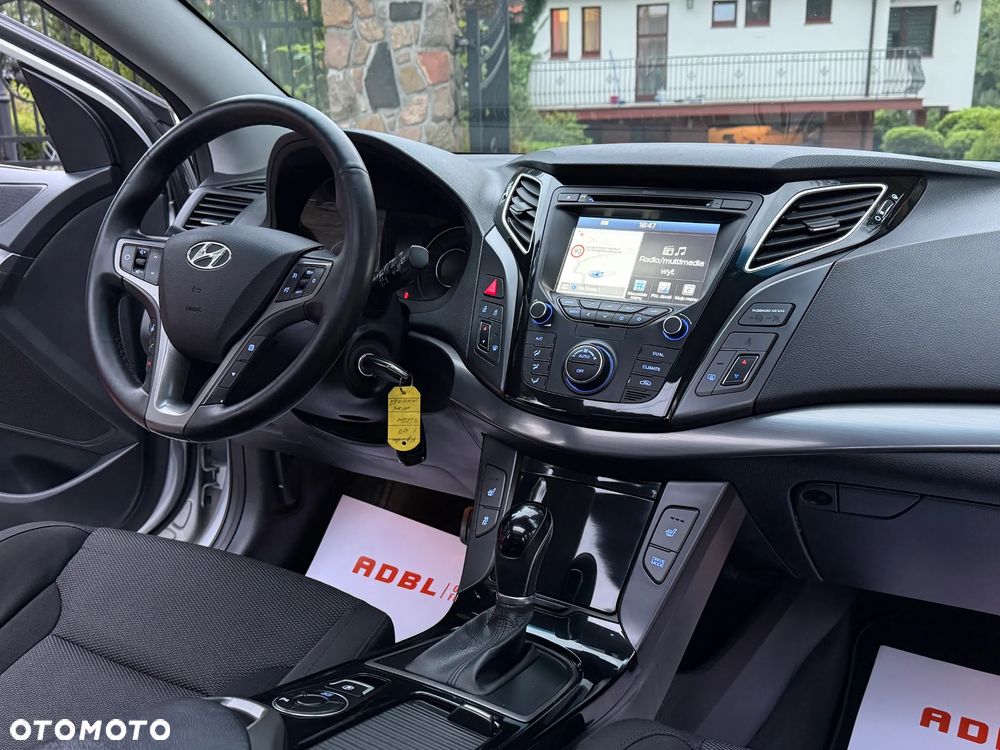 Hyundai i40 Kombi blue 1.7 CRDi DCT Premium - 22