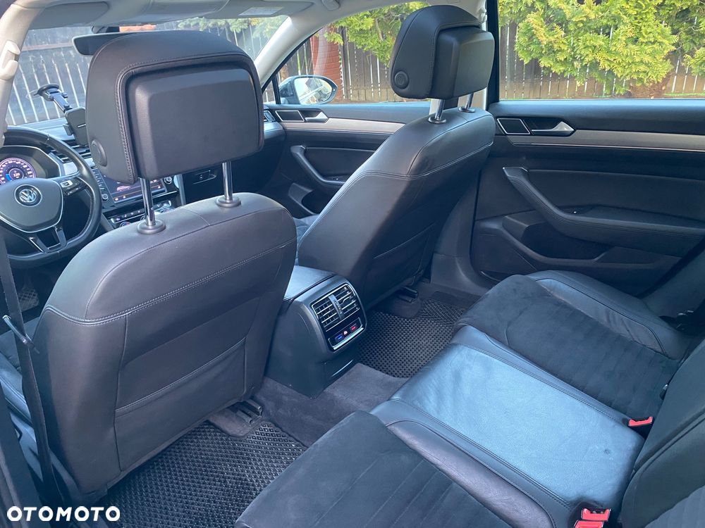 Volkswagen Passat 2.0 TDI BMT Comfortline DSG - 19