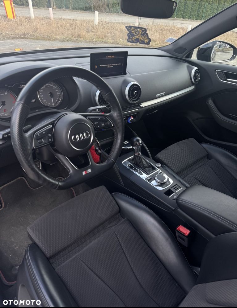 Audi S3 S tronic - 8