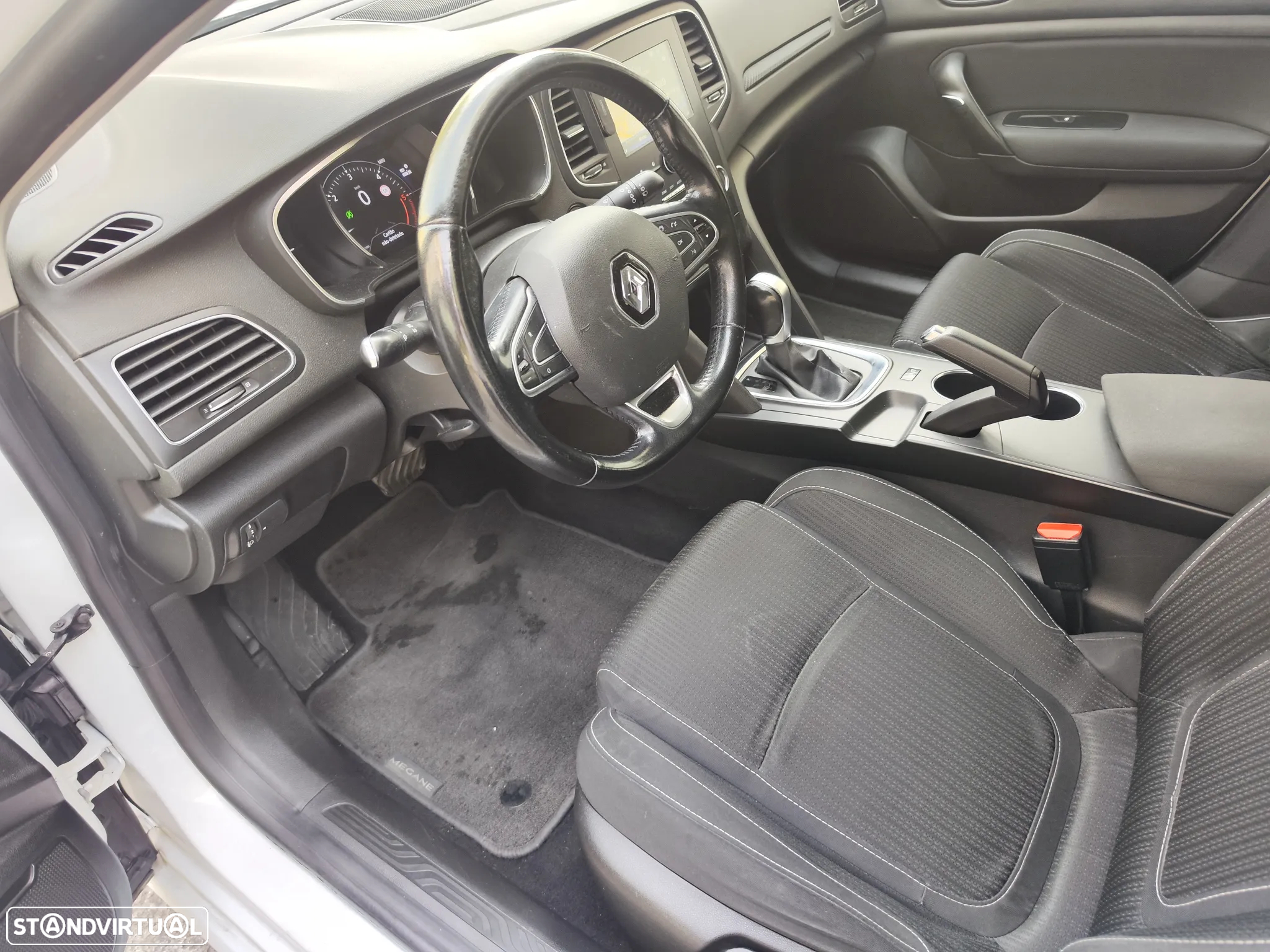 Renault Mégane ENERGY dCi 110 EDC INTENS - 22