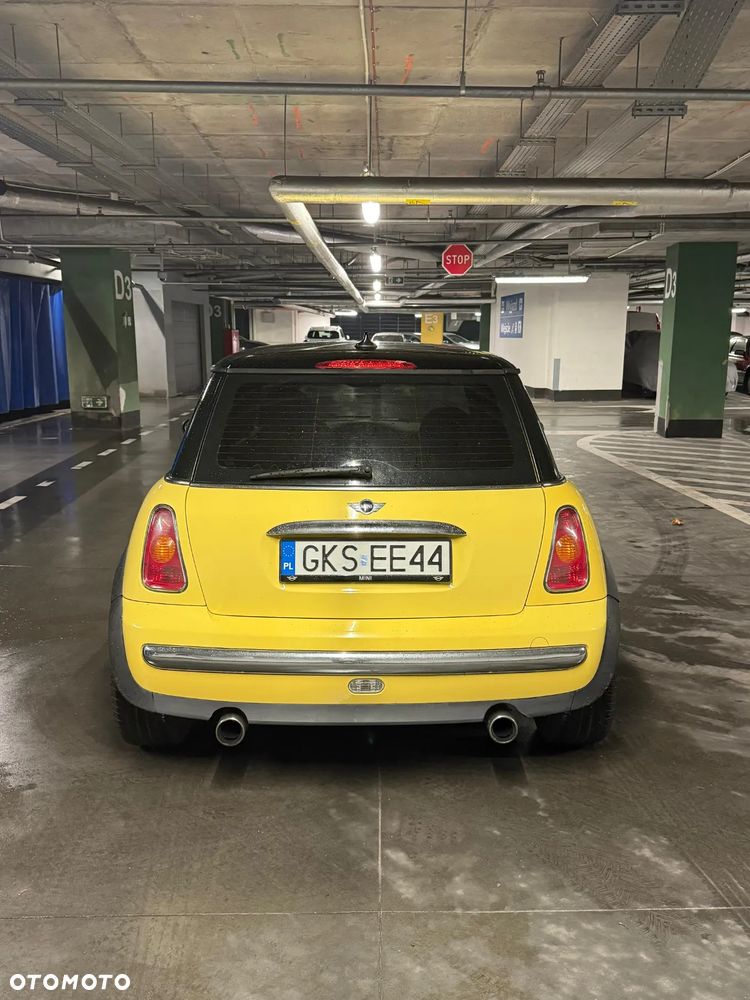 MINI Cooper Standard - 4