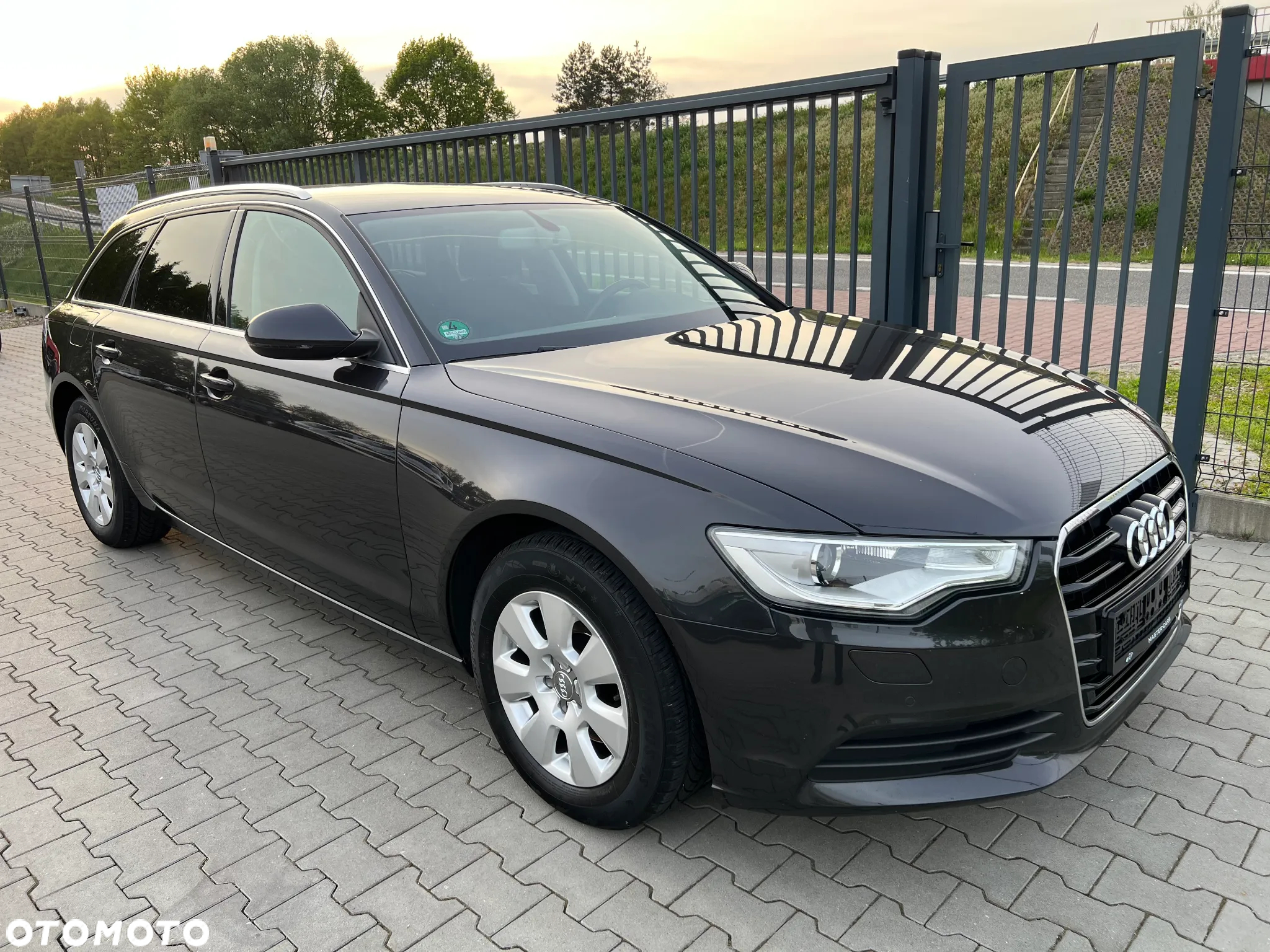 Audi A6 Avant 2.0 TDI Ultra S tronic - 3